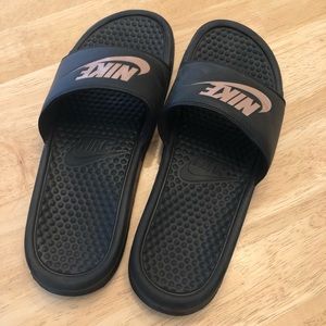 Nike slides size 9